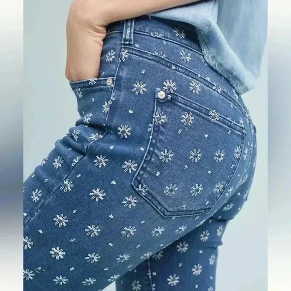 Pilcro from ANTHROPOLOGIE embroidered high-rise cropped boot cut jeans size 25 - Picture 2 of 11